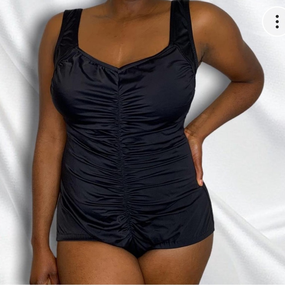 Black 90’s vintage scrunched up one piece swimsuit